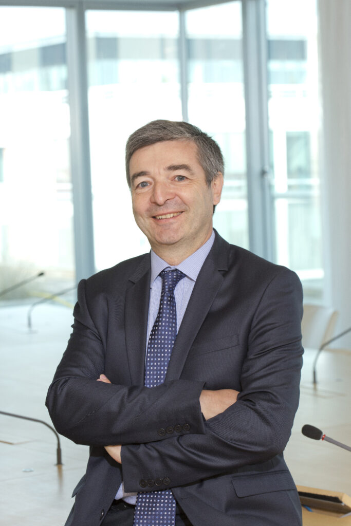 653b74e020fe78a81e6e91e9_photo-Laurent-de-Bray-20-683×1024